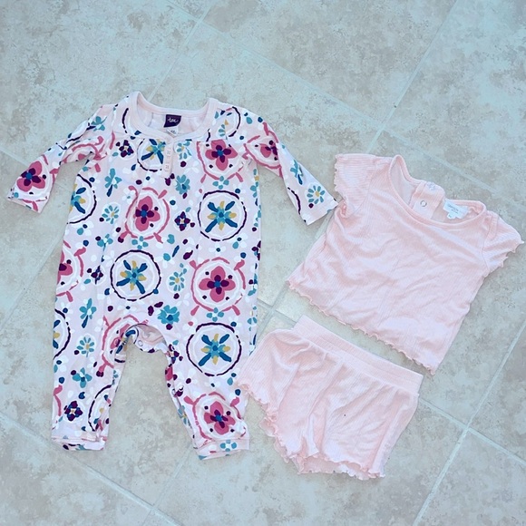 Floral Baby Romper and Pink Outfit Set 3-6M - Picture 1 of 7